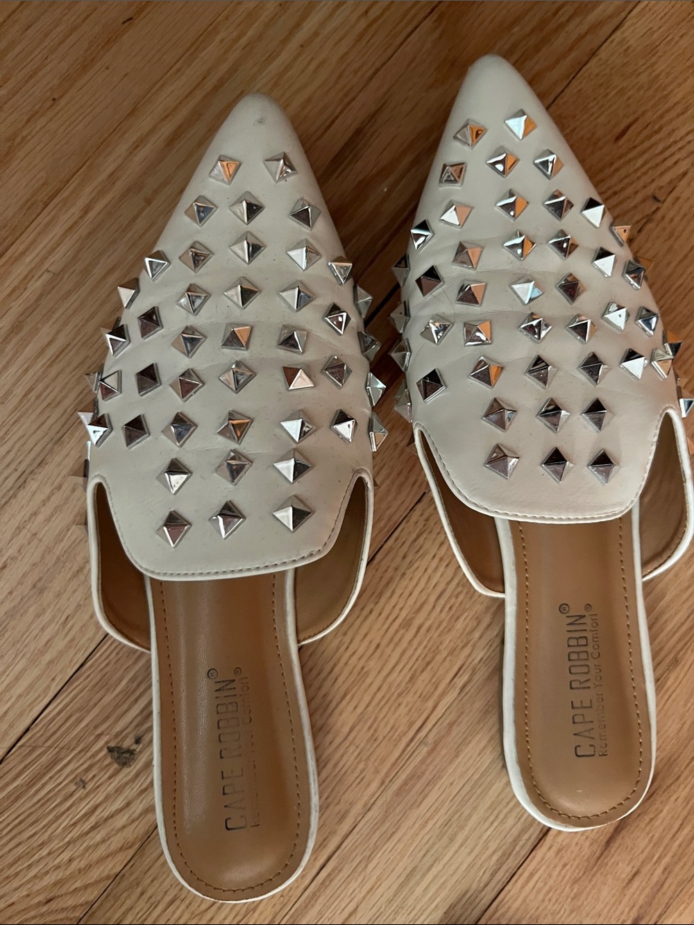 Cape Robbin Ivory Pointed Studded Slip-On Mules